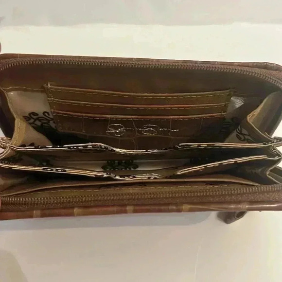 Jessica Simpson wristlet wallet - Picture 3 of 6